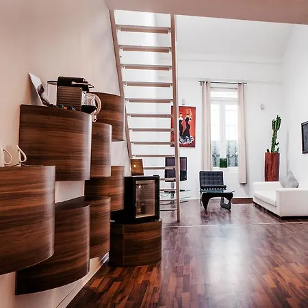 Gallery Loft *