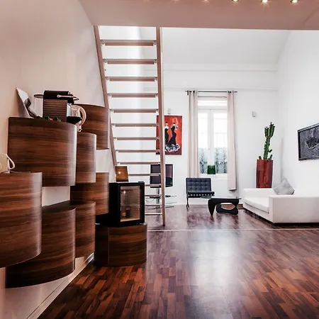 Gallery Loft Apartment Cologne